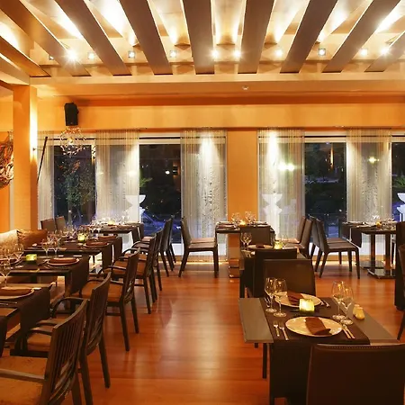 Theoxenia Hotel