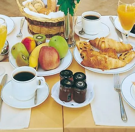 Theoxenia Hotel