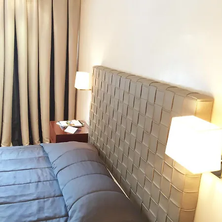 Theoxenia Residencia 5* Kifisiá